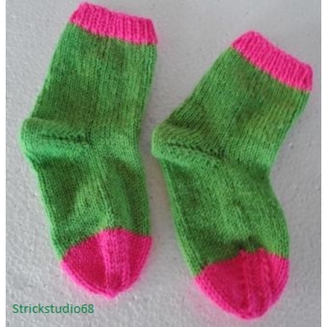 Kindersocken  Gr.22/23  handgestrickt mit 2 Neon-Farben