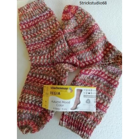 Socken Gr. 36/37  handgestrickt  Jaquardmuster rot/braun/weiß