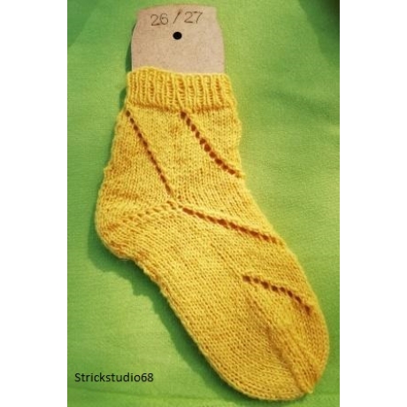 Kindersocken-Gr.26/27-Lochmuster-gelb-handgestrickt