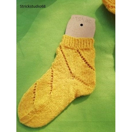 Kindersocken-Gr.26/27-Lochmuster-gelb-handgestrickt
