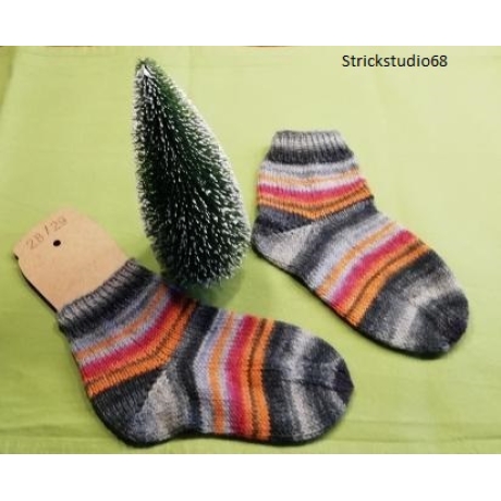 Kindersocken - Gr. 28/29 - handgestrickt - gestreift -grau orange