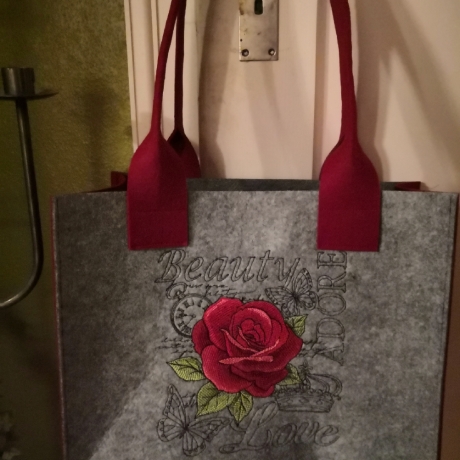 T-SH0001_007 Shopper aus Filz bestickt - Rose - handmade