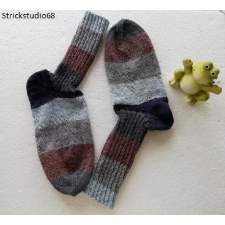Socken Gr.44/45 handgestrickt  Blockstreifen  gedeckte Farben