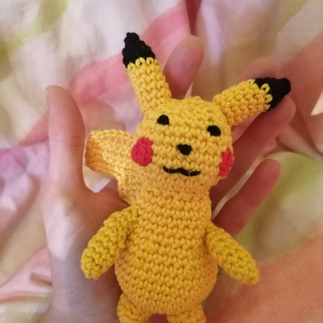 Gehäkeltes Pikachu, Pokemon, Fanartikel, Geschenk, Kuscheltier