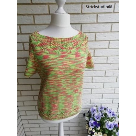 Shirt - kurzarm -  Gr. 36/38 - Lochmusterpasse - handgestrickt