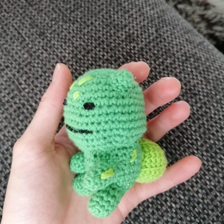 Pokemon Plüschtier gehäkelt Bisasam als Geschenk/Fanartikel