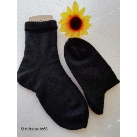 Socken - Gr.42/43 - handgestrickt - schwarz