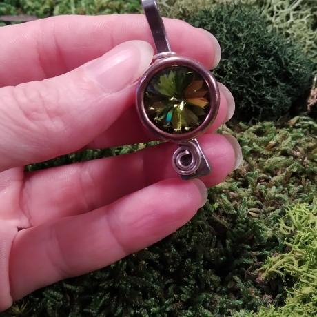 Hufnagel Anhänger Glücksbringer Grüner Glitzerstein Glas