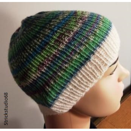 Strickmütze -KU: 54-56cm - weiß/grün Farbverlaufsgarn