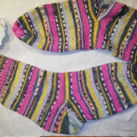 Socken Gr. 36/37 handgestrickt  Streifen bunt kräftige Farben