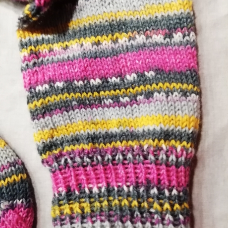 Socken Gr. 36/37 handgestrickt  Streifen bunt kräftige Farben