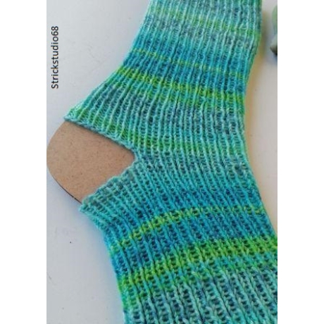 Yoga Socken-Gr.36/37-handgestrickt-grüntürkis