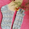  Sneaker - Gr. 42/43 - handgestrickt - helle Farben