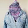 Schlauchschal mit 2 farbigen Patentmuster/ gestrickt / blau-bunt