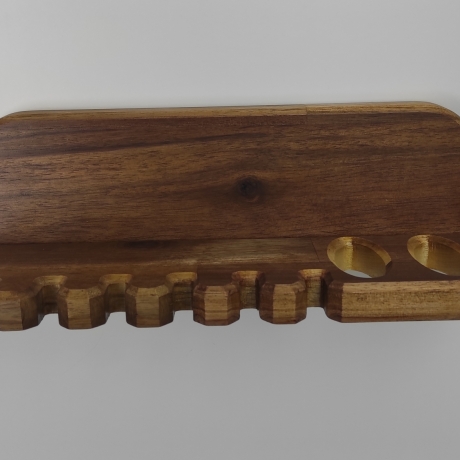 Zahnbürstehalterung und Zahnpastahalterung aus holz