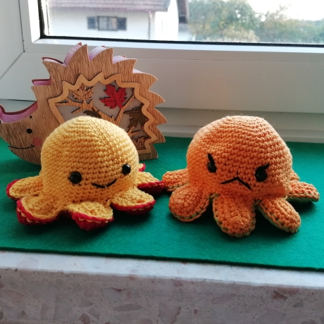 Wendekrake gehäkelt als Kuscheltier und Geschenk für Geburtstage