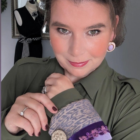 Zauberhafter Armschmuck mit Manschettenknöpfen Original 30iger J.