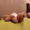 Schlafendes Pokemon Evoli gehäkelt als Kuscheltier und Spielzeug 