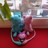 Pokemon Plüschtier Mew gehäkelt, Spielzeug, Fanartikel