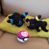 Schlafendes Pokemon Nachtara gehäkelt als Kuscheltier und Spiel 