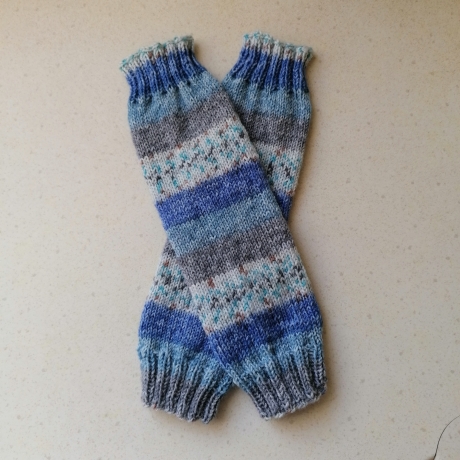 Tragestulpen 0-6Monate Beinstulpen Baby Stulpen aus Sockenwolle  
