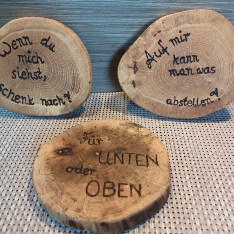 Untersetzer aus Baumscheiben