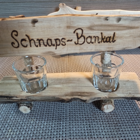 Schnapsbankal aus Holz