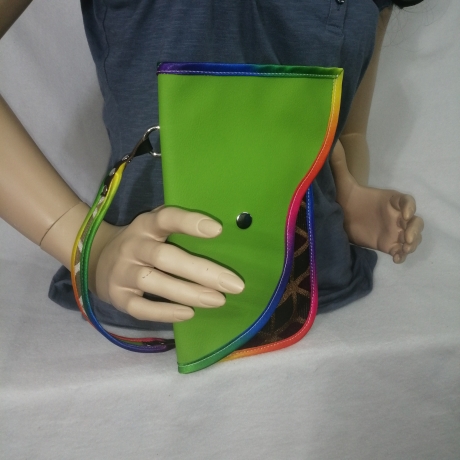 Handtasche Clutch grün bunt Unikat Handytasche Kunstleder robust