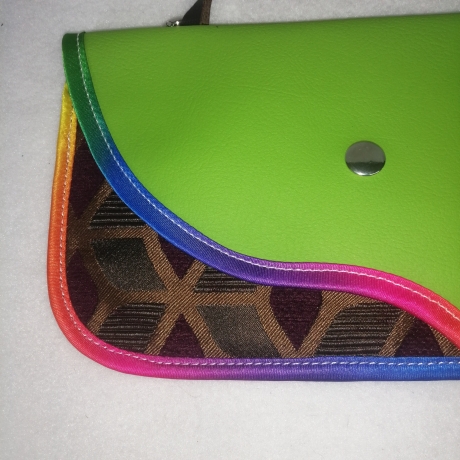 Handtasche Clutch grün bunt Unikat Handytasche Kunstleder robust