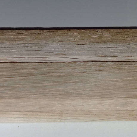 dekorative Spiegelfliese mit Spruch auf Holzsockel