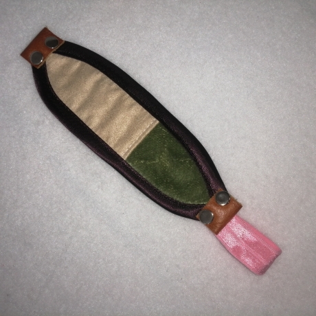 Lesezeichen grün beige plüsch satin 15x 4,5cm hochwertig 