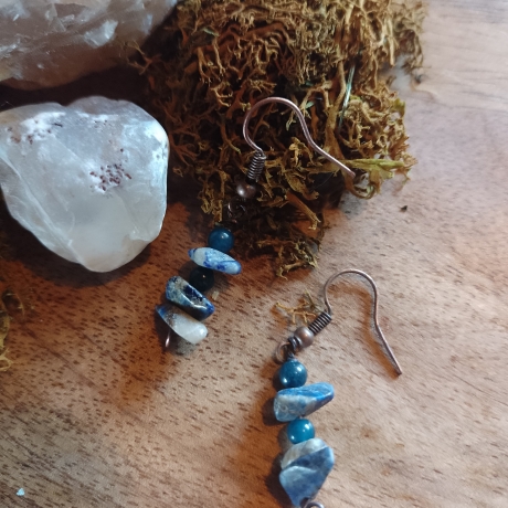 Hängerchen mit Sodalith und indischem Saphir