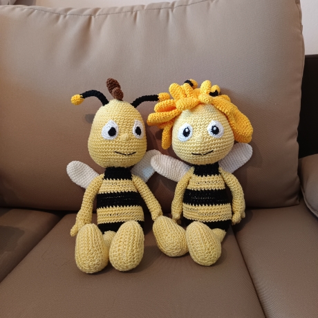 Biene Maja oder Willi gehäkelt Kuscheltier Spielzeug Geschenk 