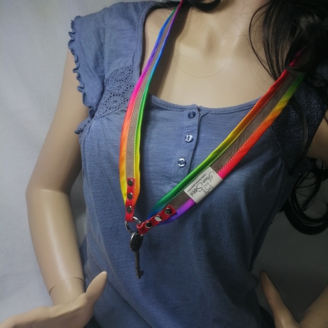 Schlüsselband regenbogen braun Kunstleder weich 90 x 3cm Qualität