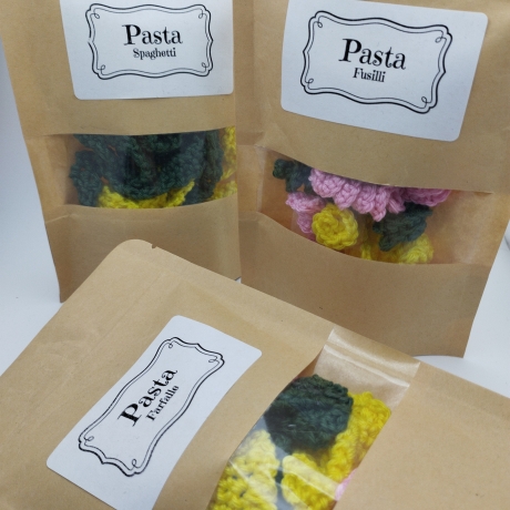 Pasta/Nudeln Farfalle gehäkelt für Spielküche/Kaufmannsladen