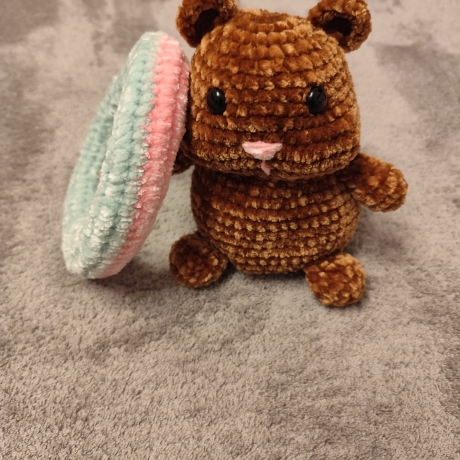 Hamster Mister Wobbles mit Donut 