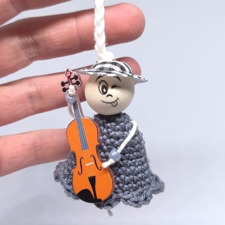 Herzensfigur - Musikfigur mit Cello – handgemachtes Unikat grau