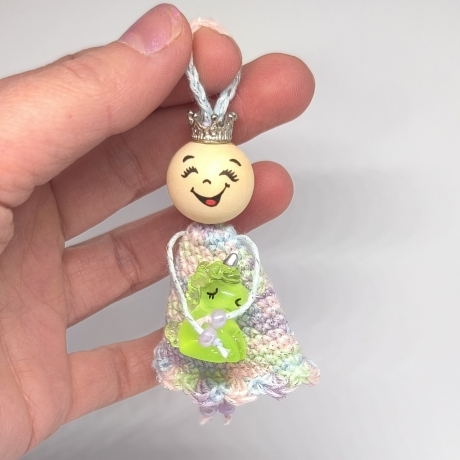 Herzensfigur Einhorn grün – Glücksbringer für Träumerinnen 