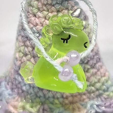 Herzensfigur Einhorn grün – Glücksbringer für Träumerinnen 