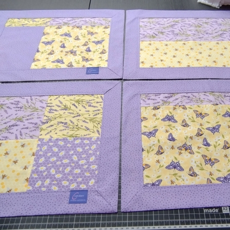 4er Set Patchwork-Platzsets „Lavendeltraum & Bienenfleiß“