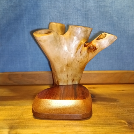 Stiftehalter aus Lärche/Teak