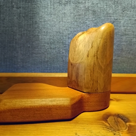 Stiftehalter aus Walnuss/Teak