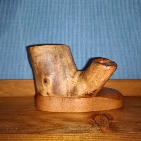 Stiftehalter aus Walnuss/teak