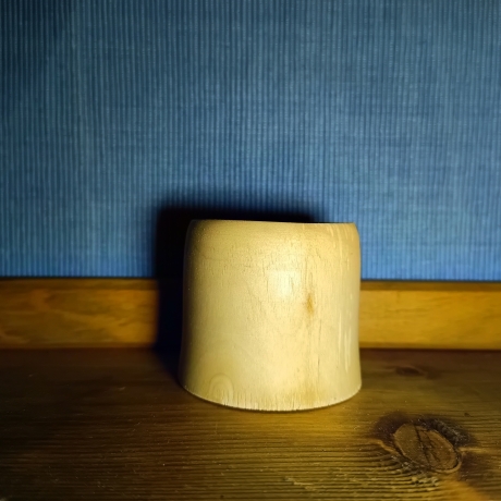 Aschenbecher aus Birke