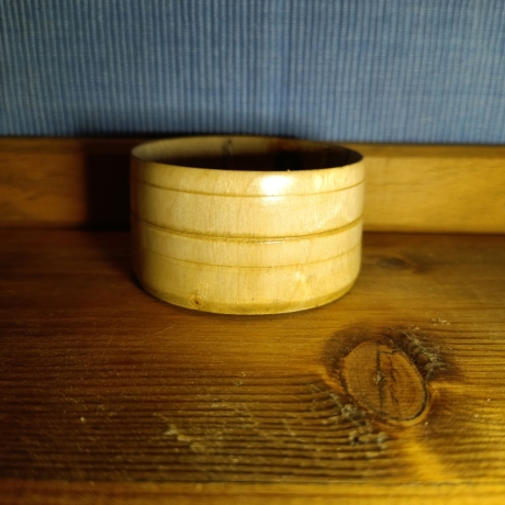 Aschenbecher aus Birke