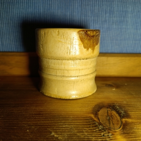Aschenbecher aus Birke