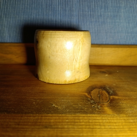 Aschenbecher aus Birke