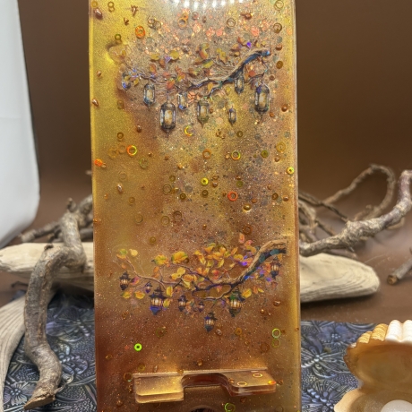 Smartphone Halter/Ständer Handgefertigt aus Epoxidharz 