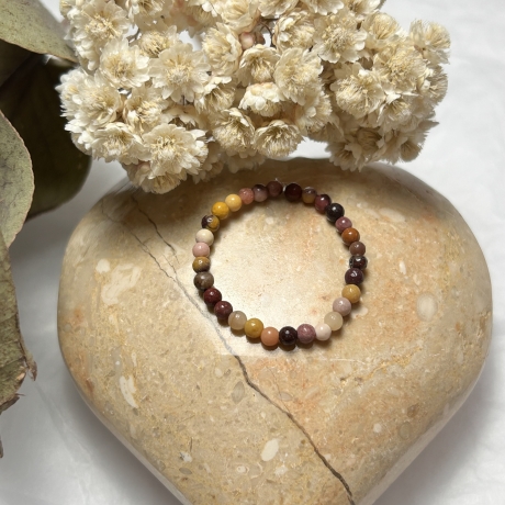 Wunderbarer, flexibler Ring aus Jaspis Steinen.