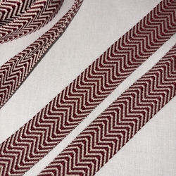 Gurtband Fischgrät bordeaux & natur doppelt Zickzack 40 mm rot